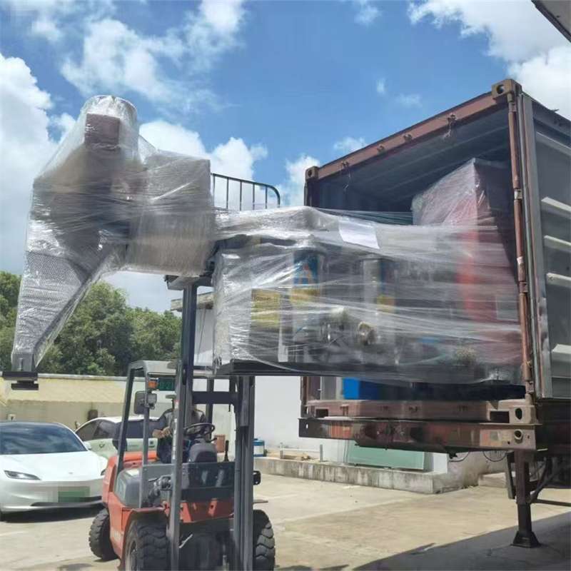 于洪区康定市进仓物流：专线直达的多元货运探索