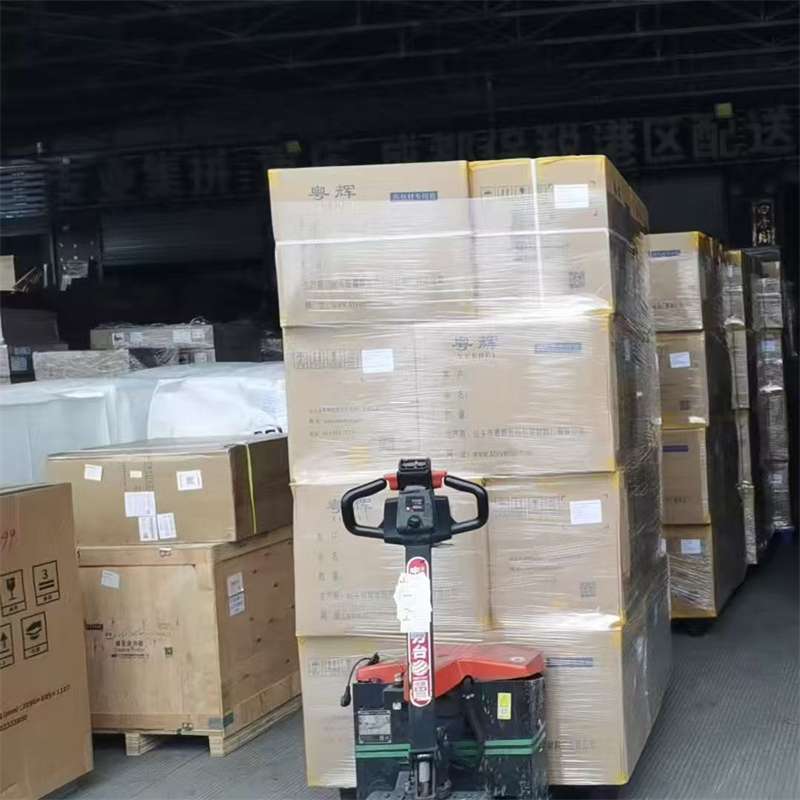 于洪区汉源县进仓物流：多元专线直达的运输奥秘